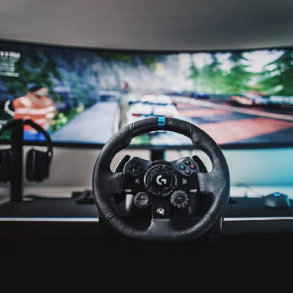 Logitech G923 Racing Wheel